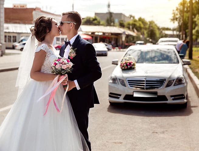 Mercedes-Benz E200 IV (W212)