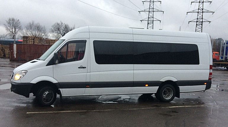 Аренда пассажирского микроавтобуса Mercedes-Benz Sprinter Турист с водителем