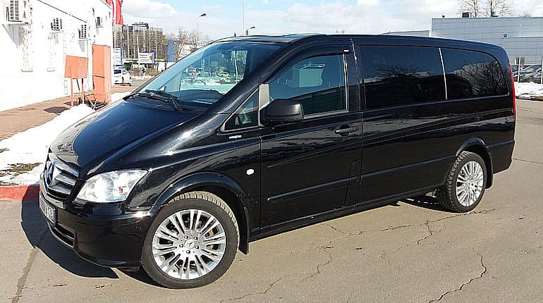 Аренда минивена Mercedes-Benz Viano (W639) L1 на свадьбу