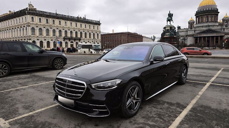 Аренда автомобиля Mercedes-Benz S-Класс VII (W223) Exclusive с водителем