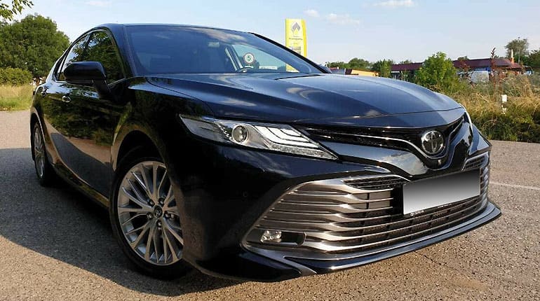 Аренда автомобиля Toyota Camry VIII (XV70) с водителем